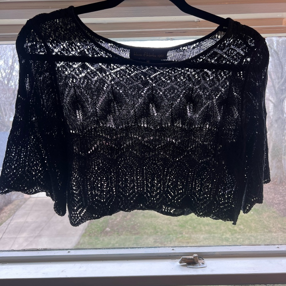 Black Lace Cropped Top